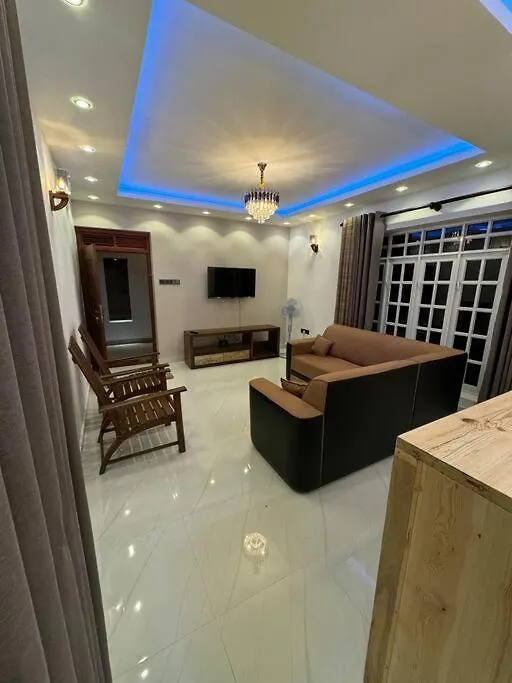 Family-Friendly Private Villa With Mountain Views Near Kandy Katugastota
