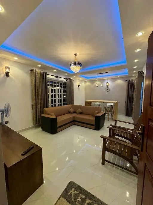 Family-Friendly Private Villa With Mountain Views Near Kandy